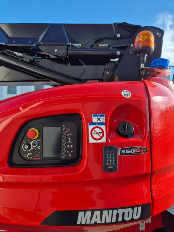 Manitou 200 ATJ RC Photo 2