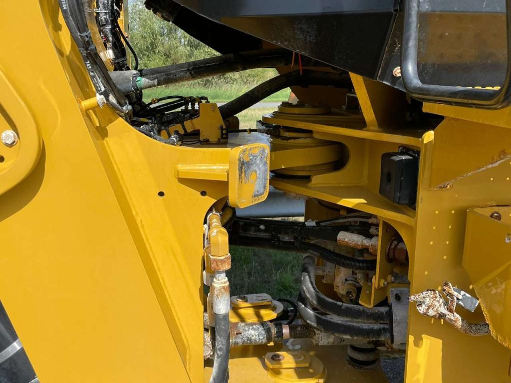 Caterpillar 926M Photo 13