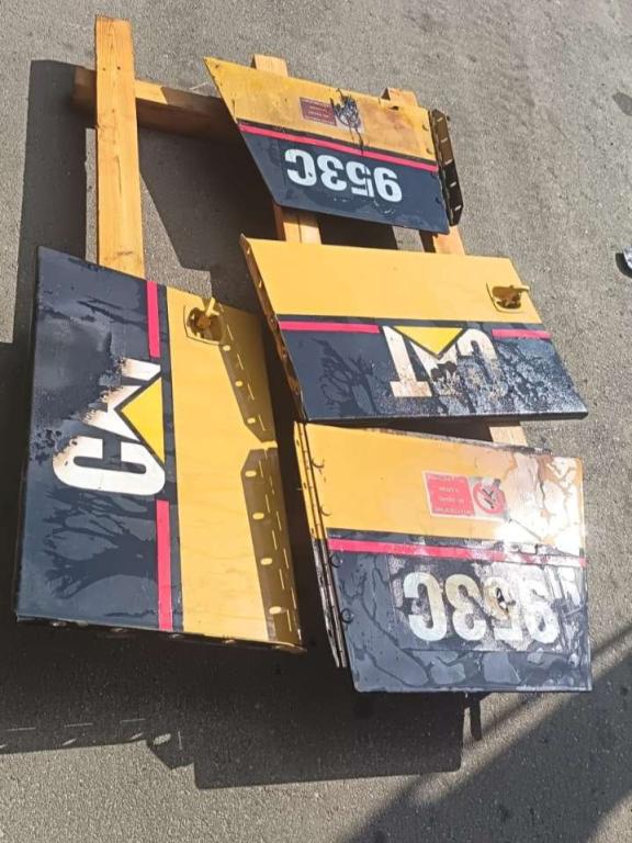 Capot et panneau de carrosserie pour Caterpillar 953 C Photo 2