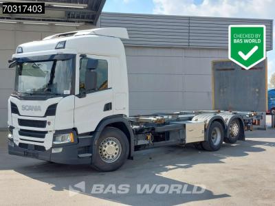 Scania P500 6X2 2500kg Ladebordwand Full Air suspension Lift+Lenkasche Retarder Euro 6 en vente par BAS World B.V.