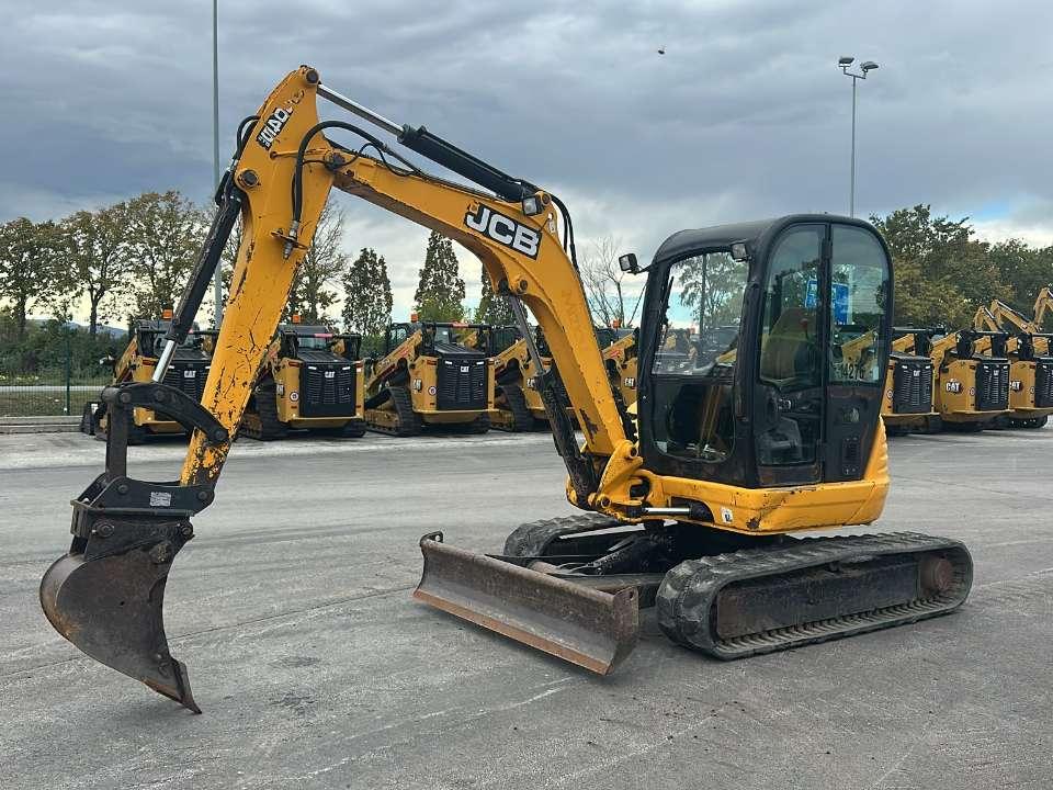 JCB 8045 Photo 1