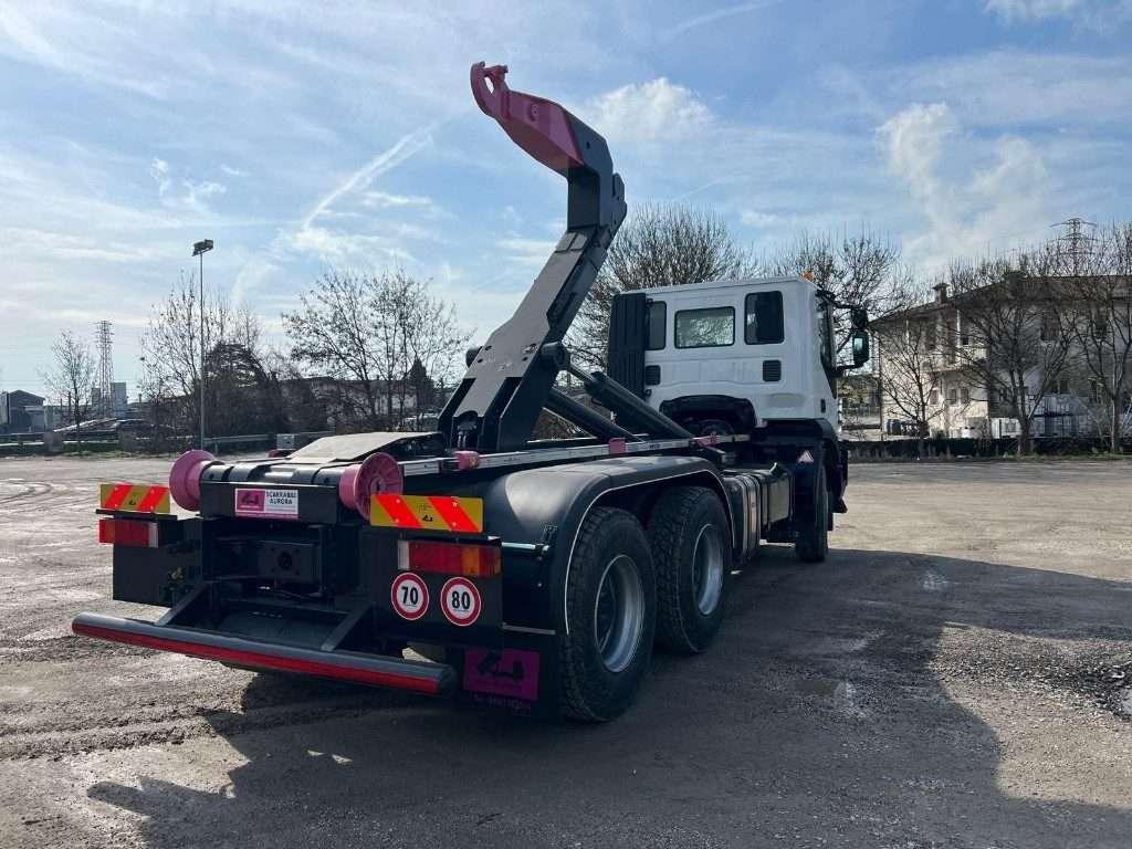 Iveco TRAKKER 360 SCARRABILE 6X4 Photo 6