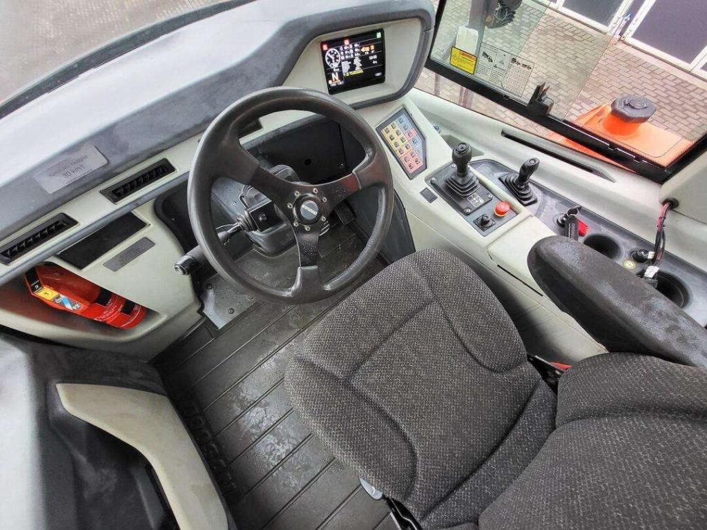 Doosan - Daewoo DA30 Photo 12