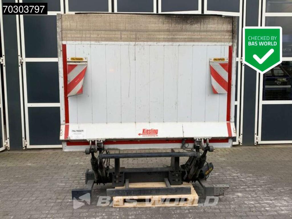 Palfinger Voiture Photo 1