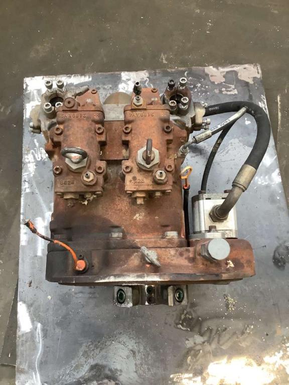 Pompe hydraulique pour Fiat Hitachi EX 235 Photo 4