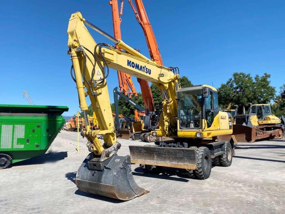 Komatsu PW200 7K Photo 1