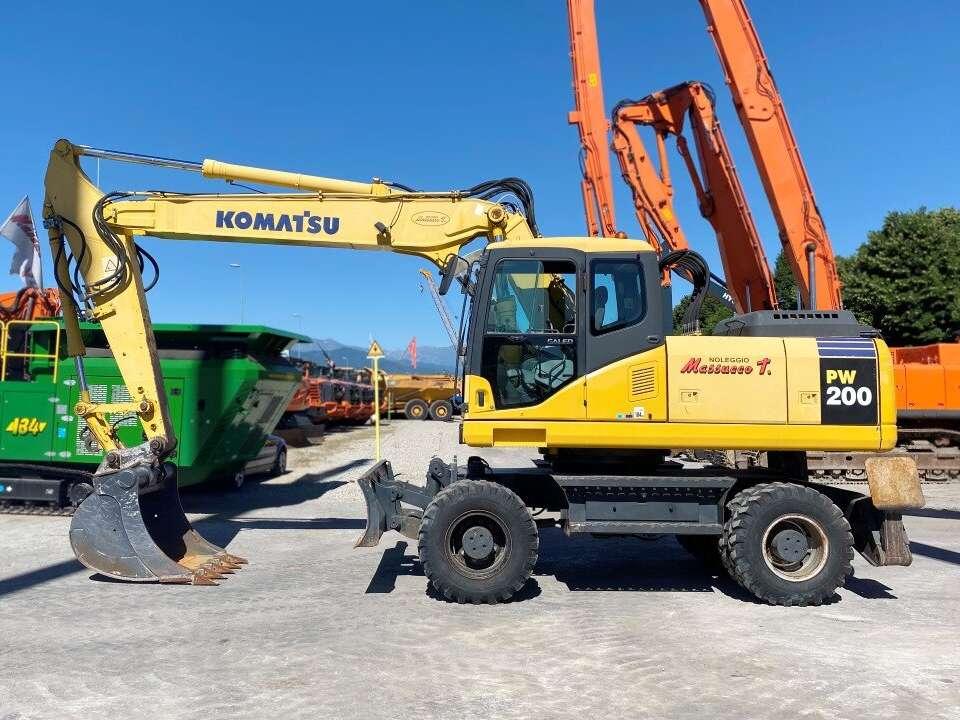 Komatsu PW200 7K Photo 2