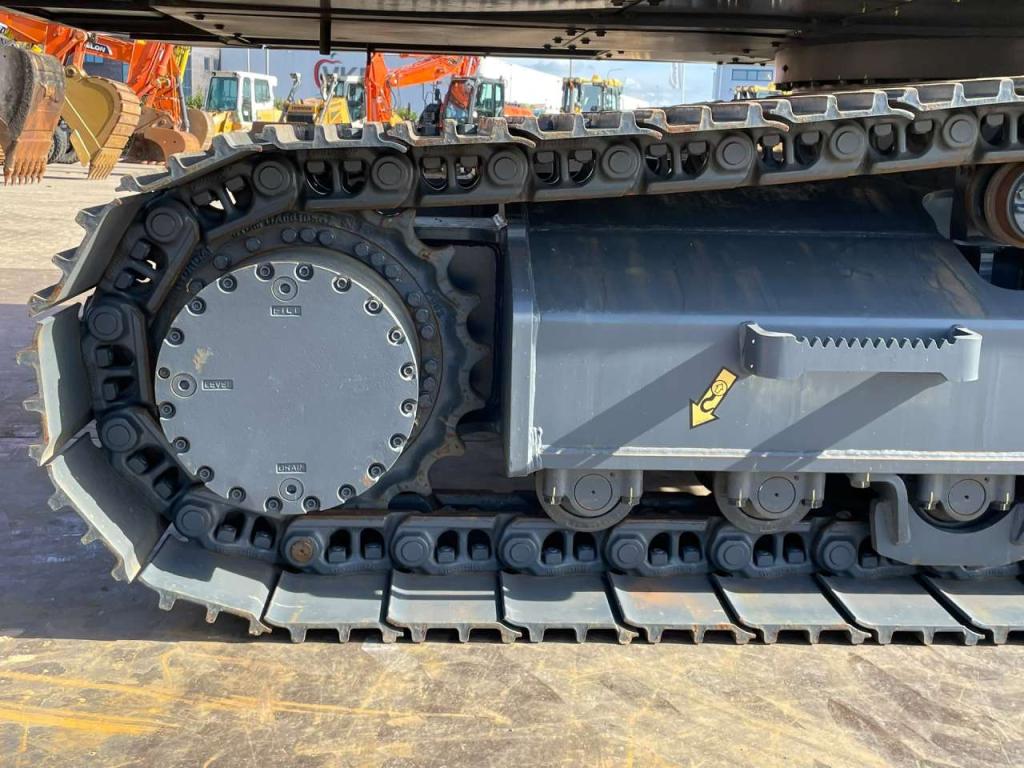 Hyundai R215L Photo 14