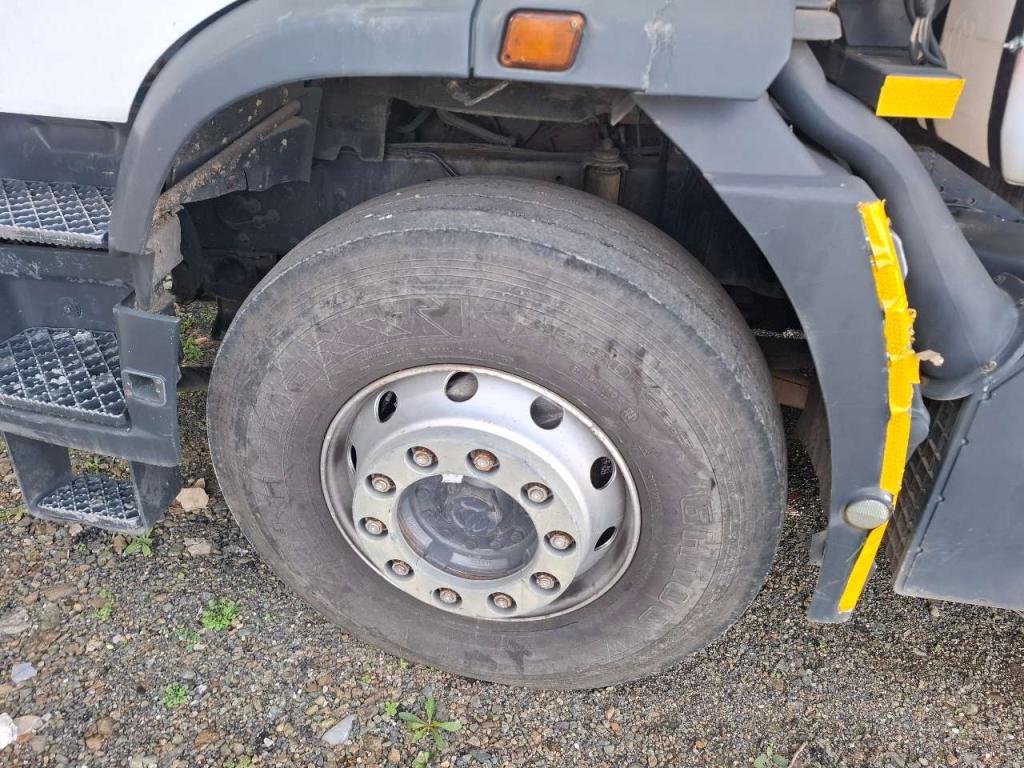Iveco EUROTECH MP190E30 6X2 Photo 13