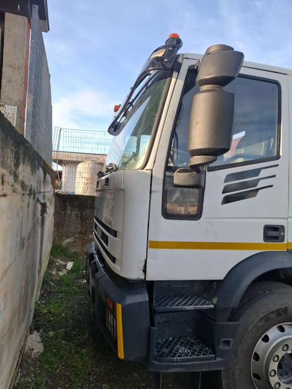 Iveco EUROTECH MP190E30 6X2 Photo 22