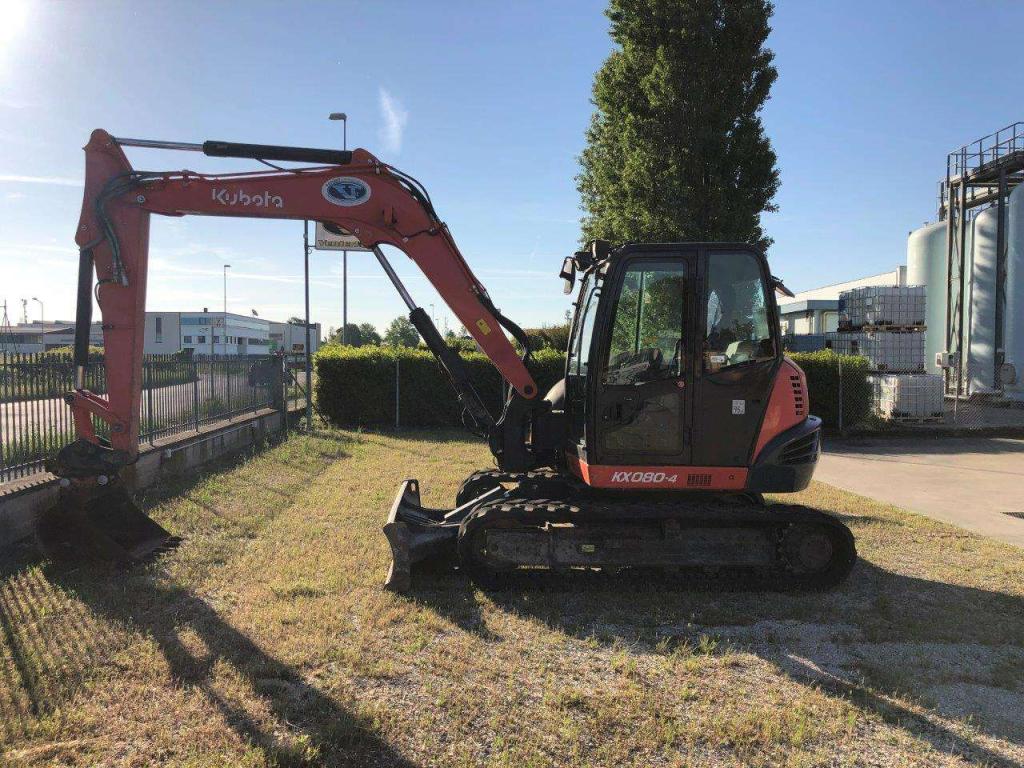 Kubota KX 80-4 Photo 1
