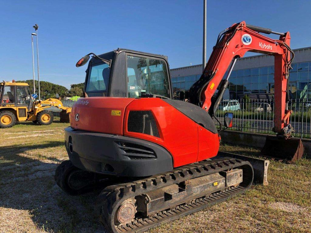 Kubota KX 80-4 Photo 10