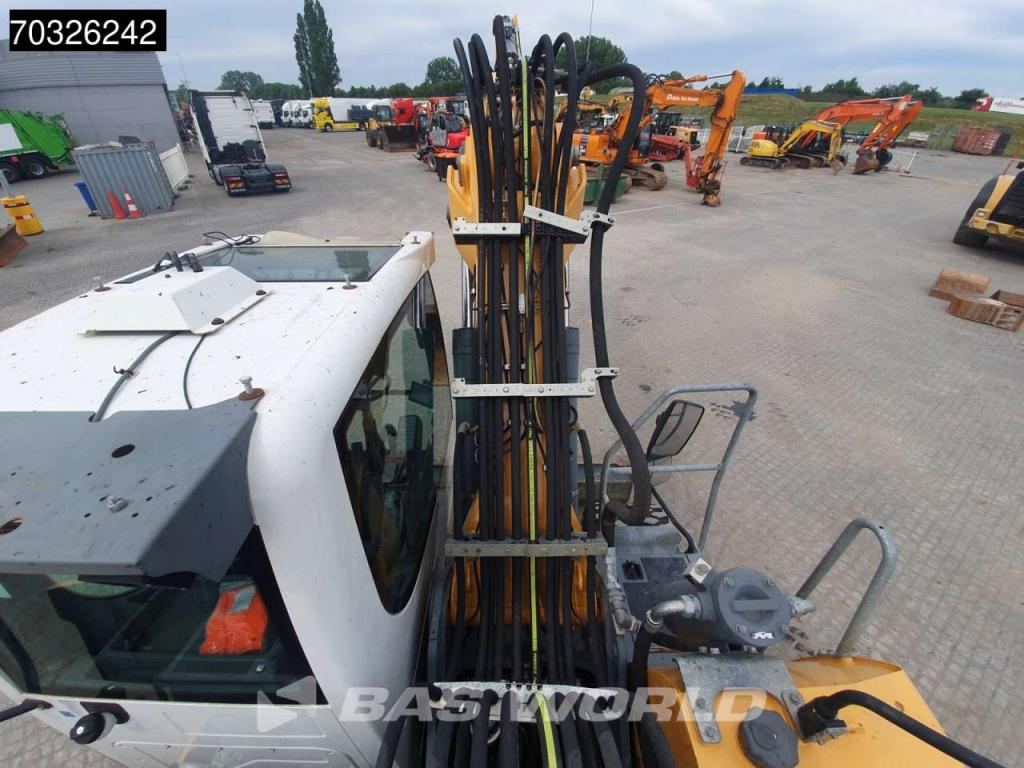 Liebherr A920 Photo 21