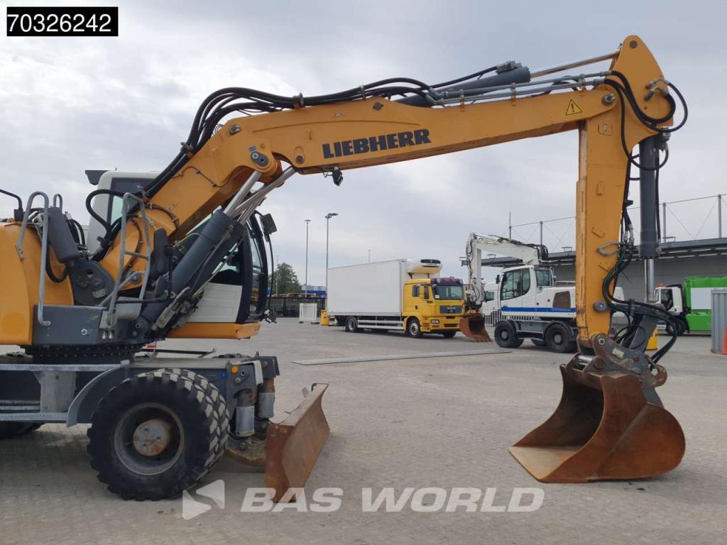 Liebherr A920 Photo 7