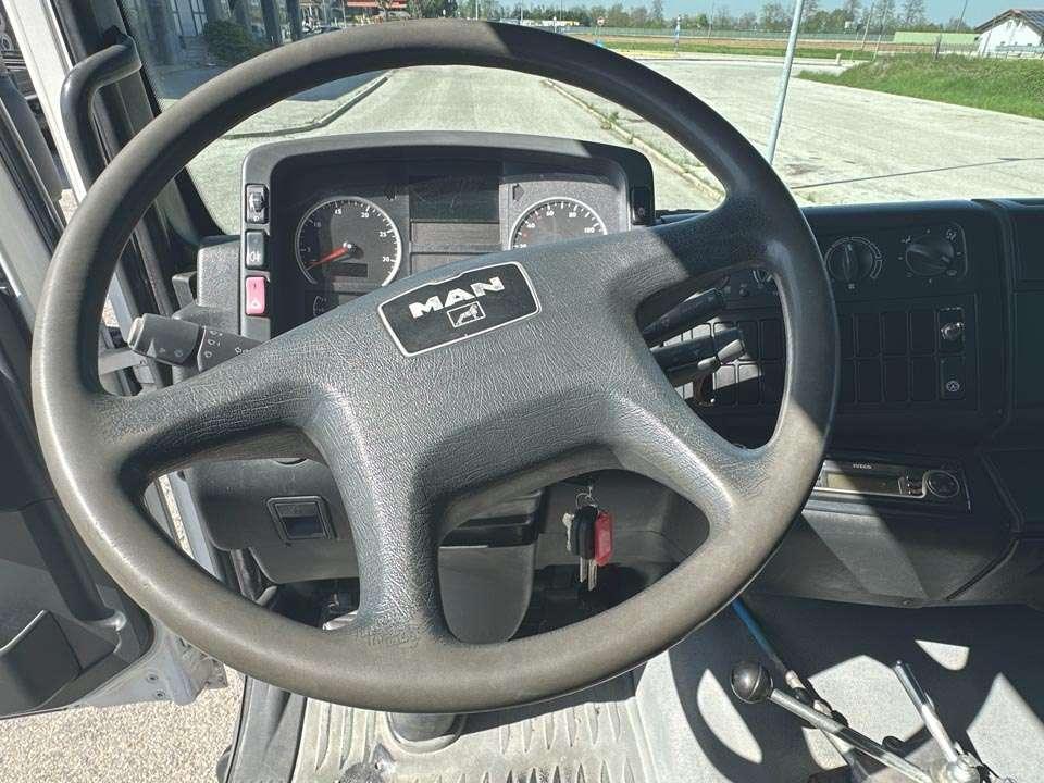 Man TGA 18.310 4x4 Photo 20