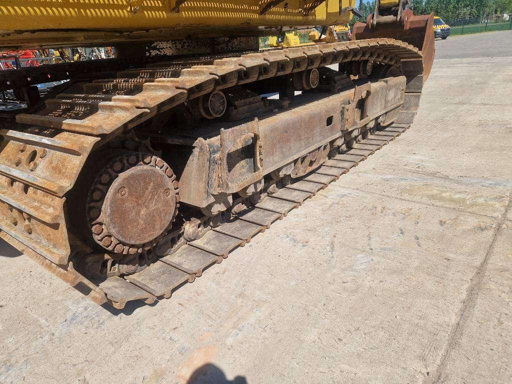 Caterpillar 374FL Photo 10