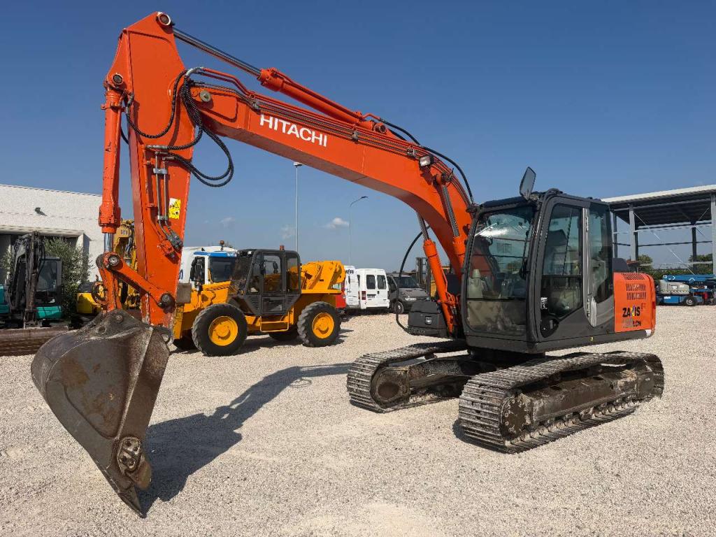 Hitachi ZAXIS 130LCN Photo 6