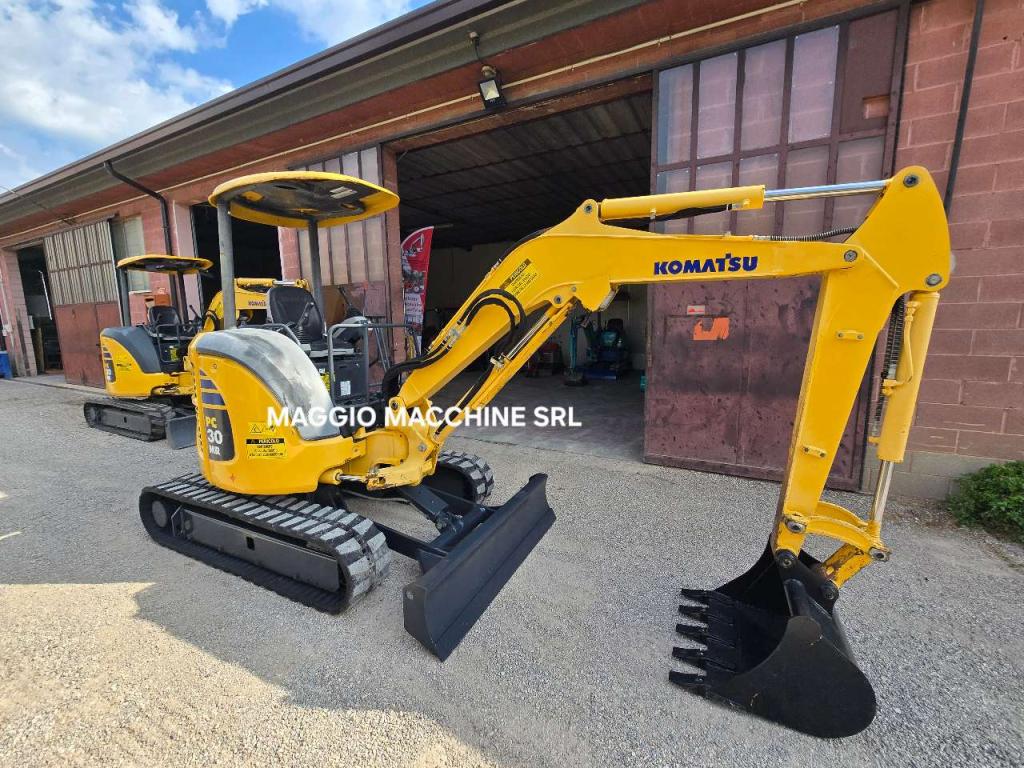 Komatsu PC30 MR-3 Photo 2