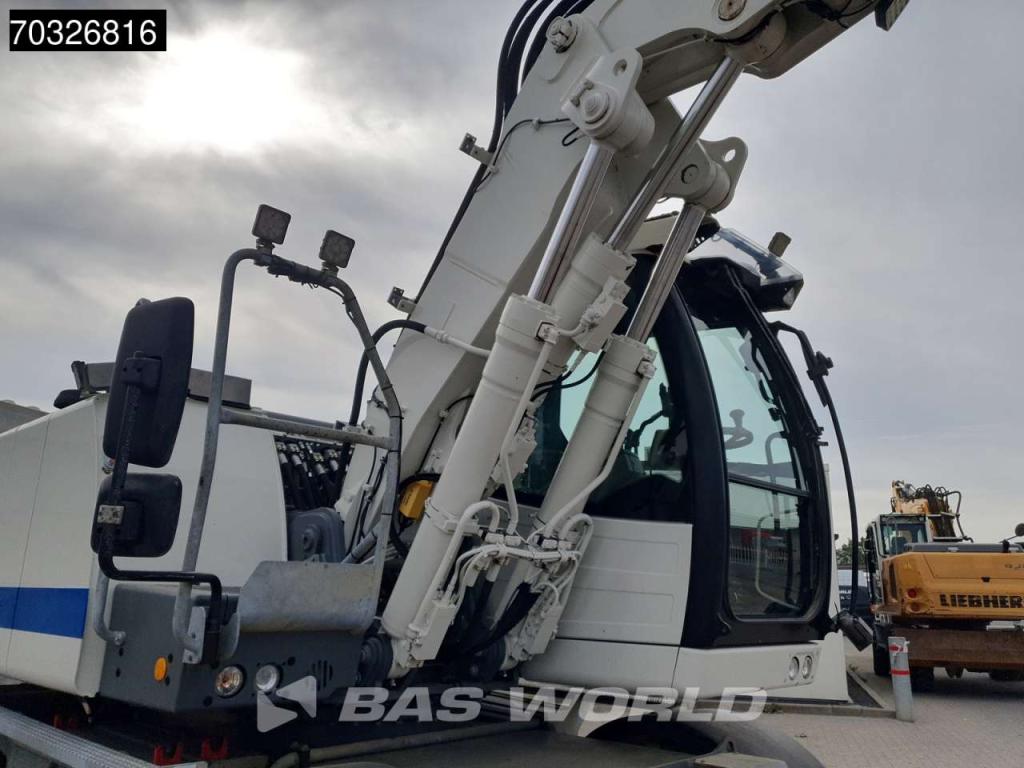 Liebherr A918 Litronic Engcon Photo 15