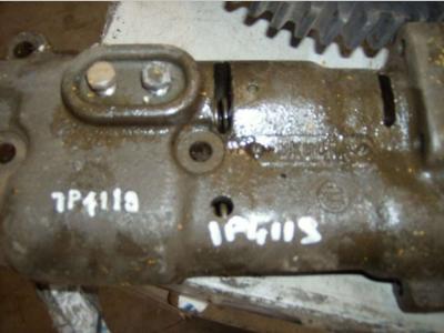 Pompe hydraulique pour Caterpillar 988 en vente par CERVETTI TRACTOR Srl