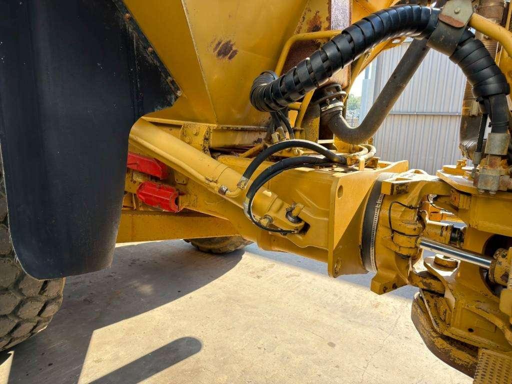 Caterpillar 735 Photo 16