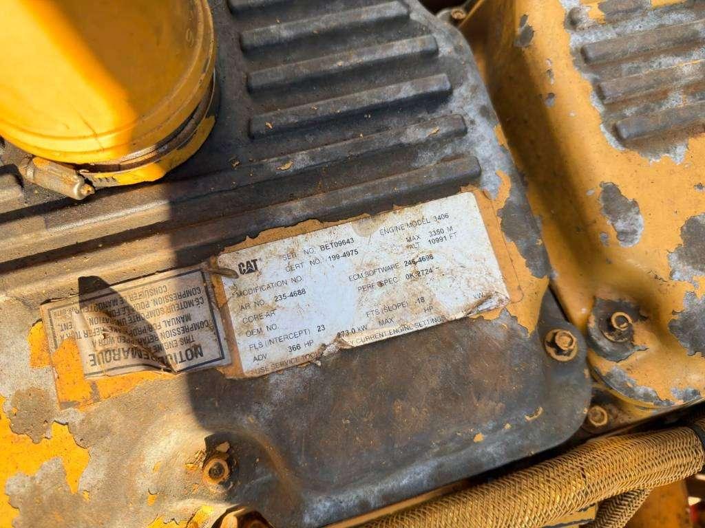 Caterpillar 735 Photo 25