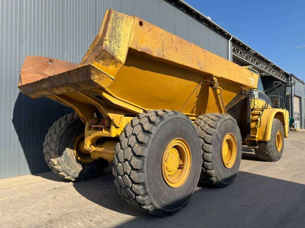 Caterpillar 735 Photo 5