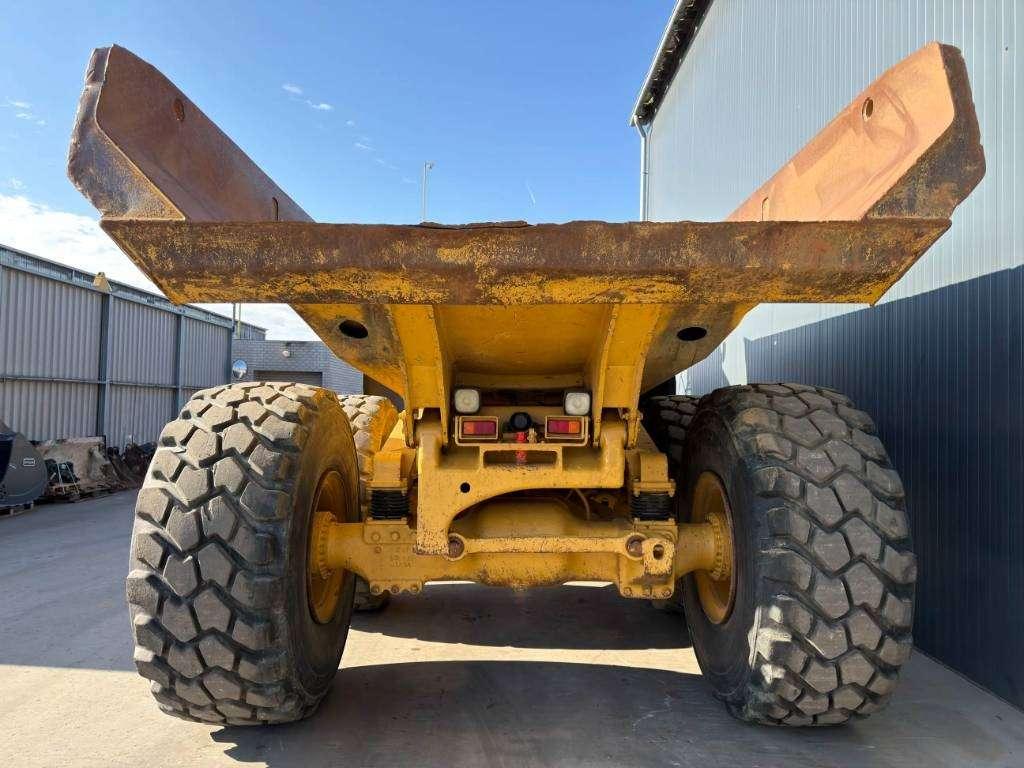 Caterpillar 735 Photo 9