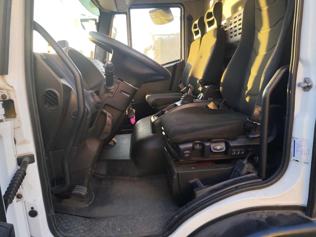 Iveco EUROCARGO 80-210 Photo 29