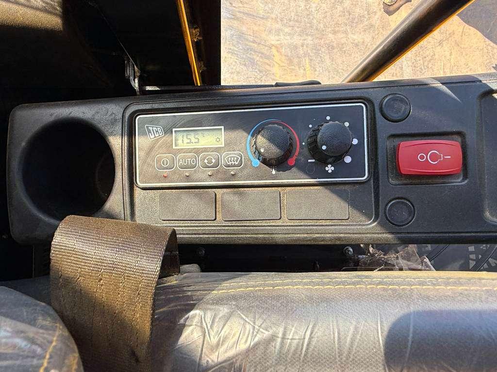 JCB JS385LC - BRAND NEW / Hammer Lines Photo 13