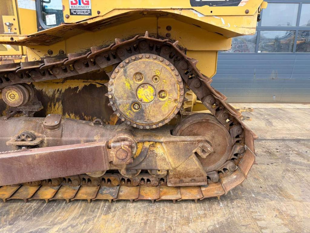 Caterpillar D6R2 XL Photo 11