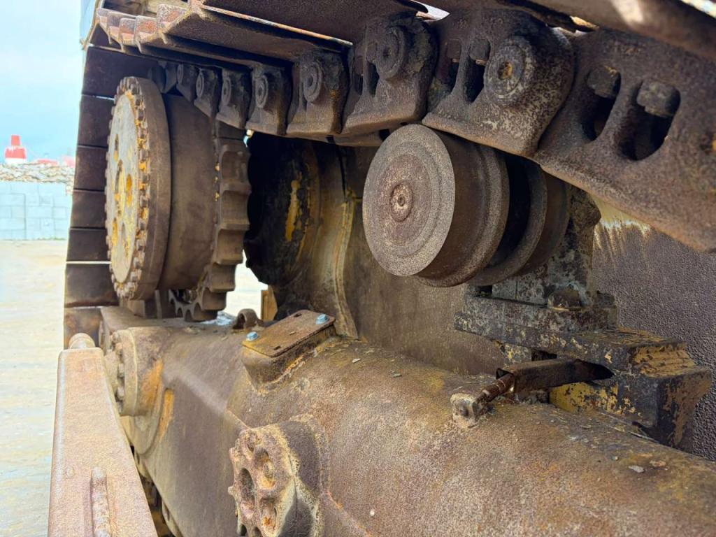 Caterpillar D6R2 XL Photo 16