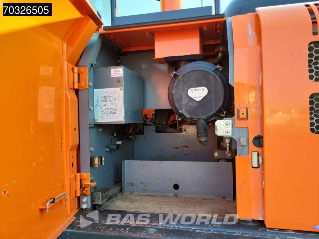 Hitachi ZX250 LC -6 Photo 22