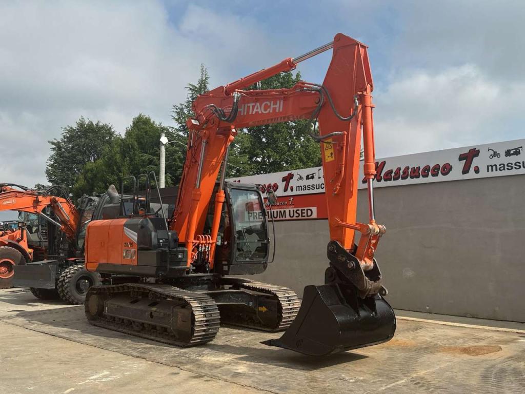Hitachi ZX160LC-6 Photo 20