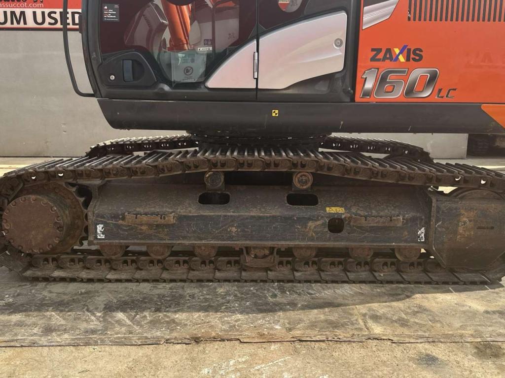 Hitachi ZX160LC-6 Photo 9