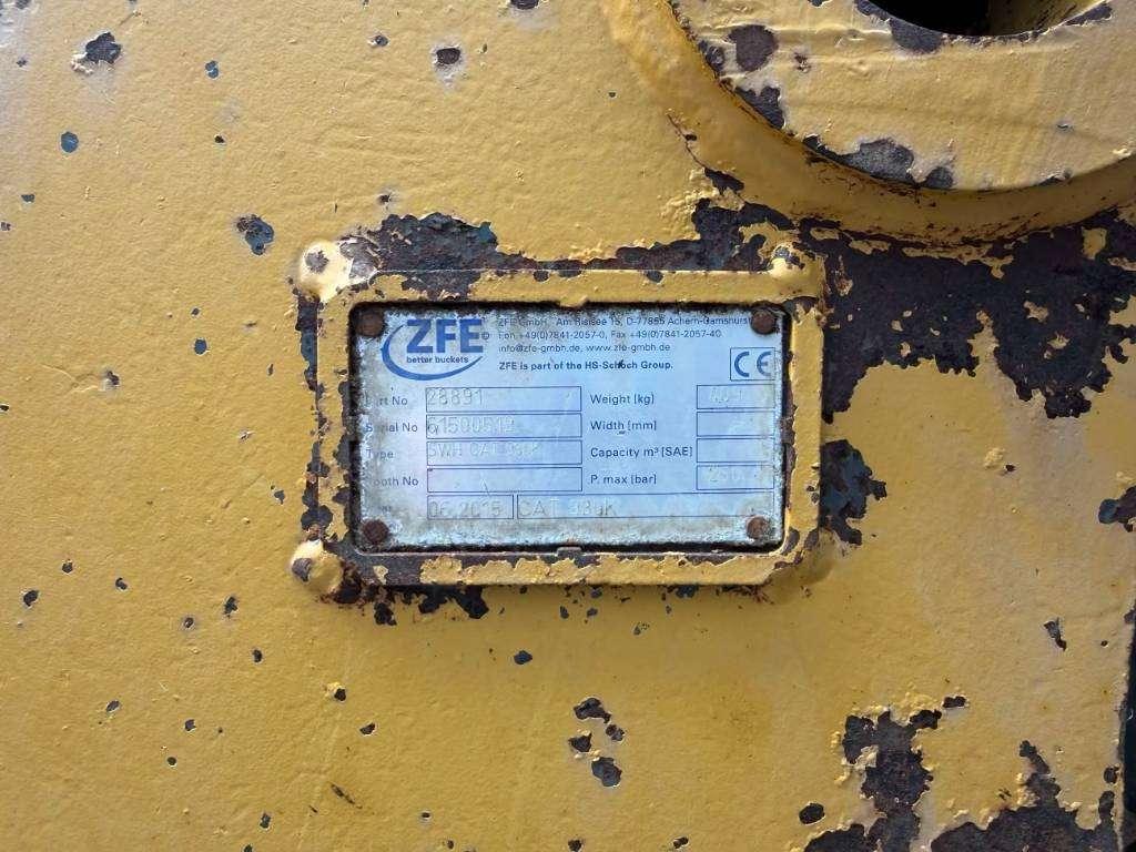 Caterpillar 930K Photo 29