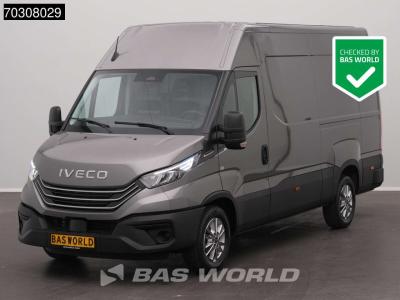 Iveco Daily 35S21 3.0L Automatic 210HP L2H2 ACC LED Airco Camera CarPlay Parking Sensors 3,5t Towing Capa en vente par BAS World B.V.