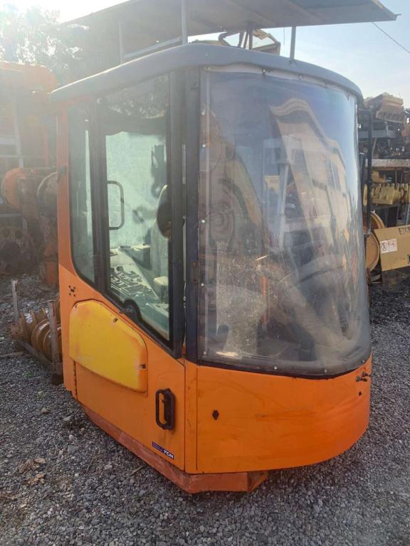 Cabine pour Fiat Hitachi w 130 Photo 1