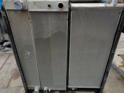 Radiateur intercooler pour New Holland E 385 B en vente par PRV Ricambi Srl