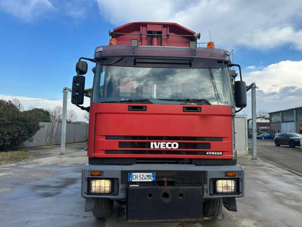 Iveco Eurotrakker 380 38 Photo 16