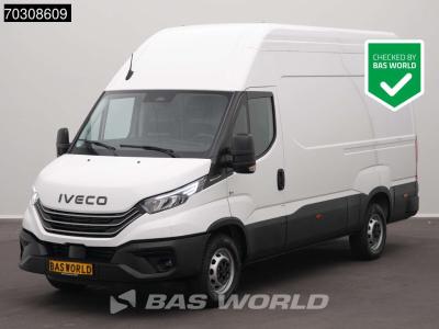 Iveco Daily 35S18 3.0L Automaat L2H3 Extra High 3,5t Trekhaak 180PK LED ACC Navi Airco Camera Parkeersens en vente par BAS World B.V.