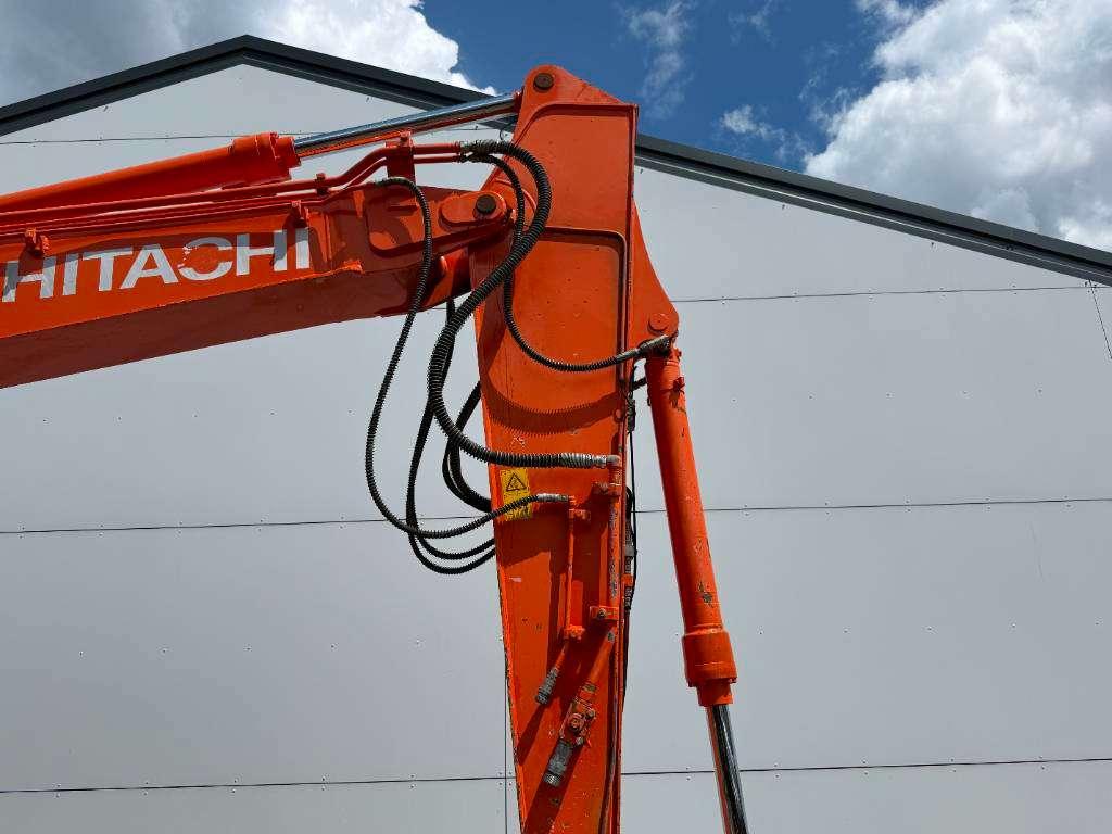 Hitachi ZX135US-6 - Quick Coupler / Automatic Greasing Photo 17