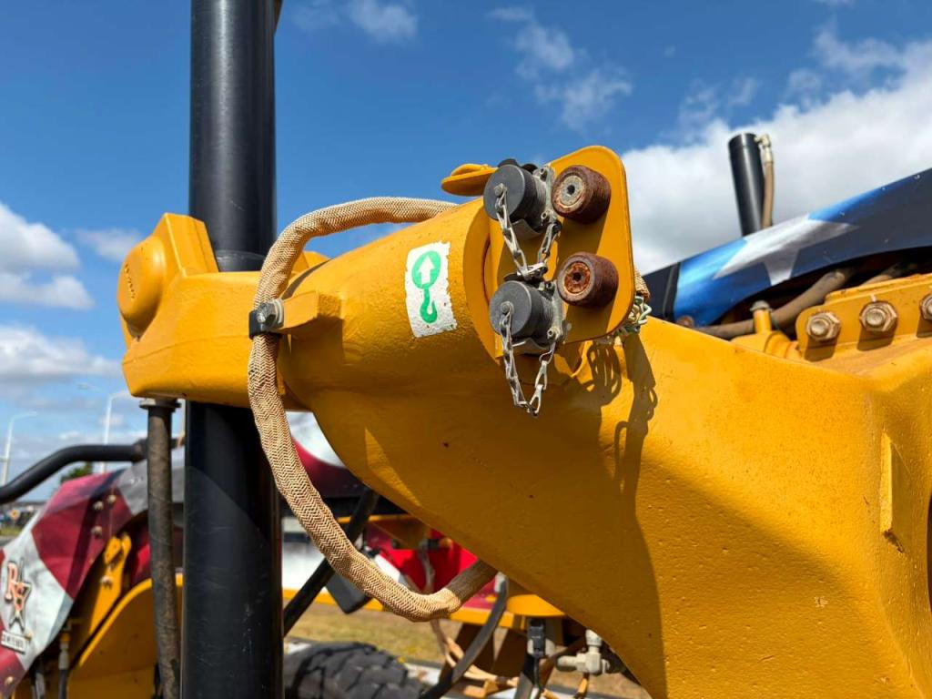 Caterpillar 140M2 Photo 20