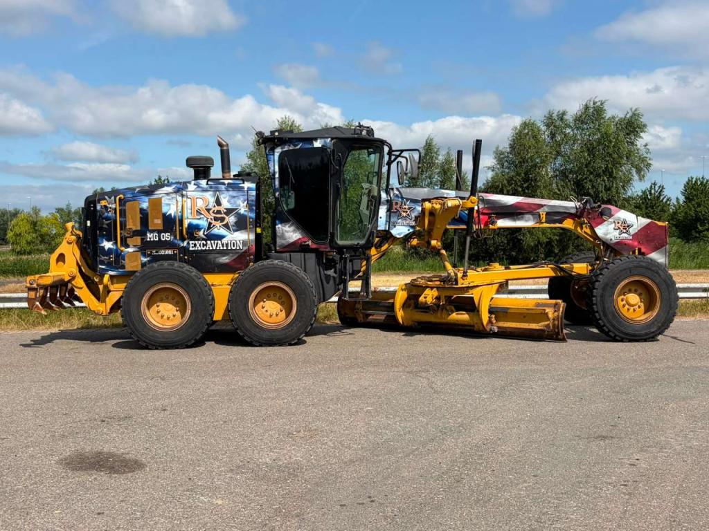 Caterpillar 140M2 Photo 6