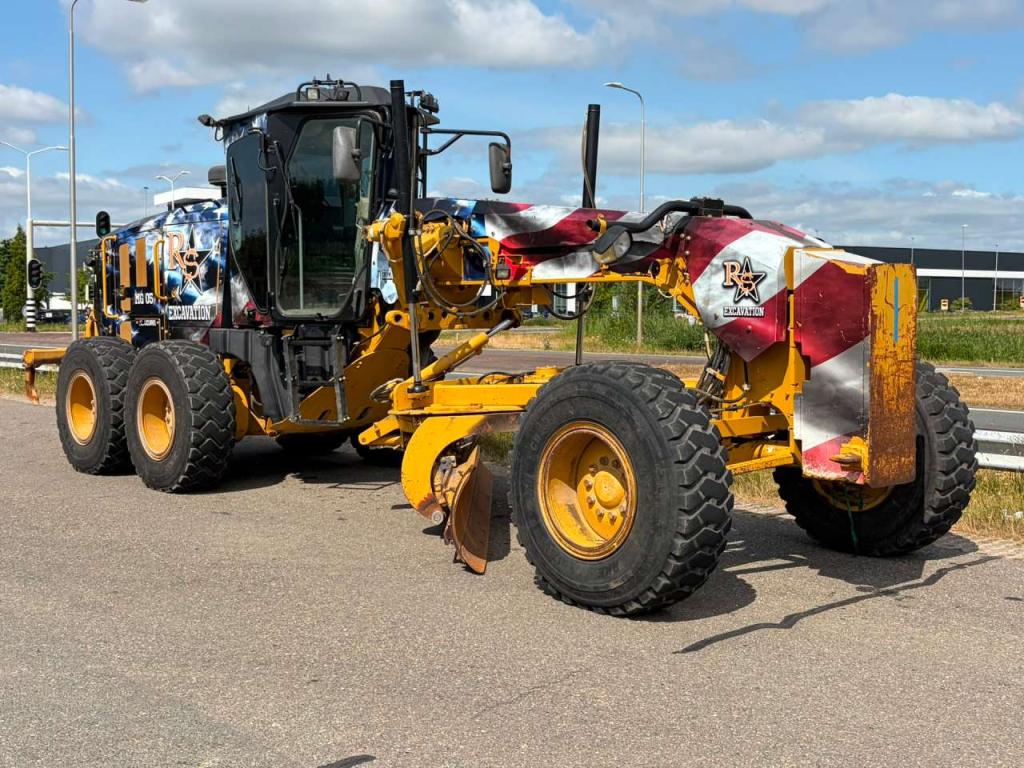 Caterpillar 140M2 Photo 7