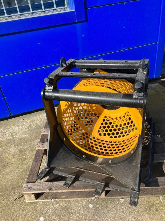 BVA 60 Godet cribleur Photo 4