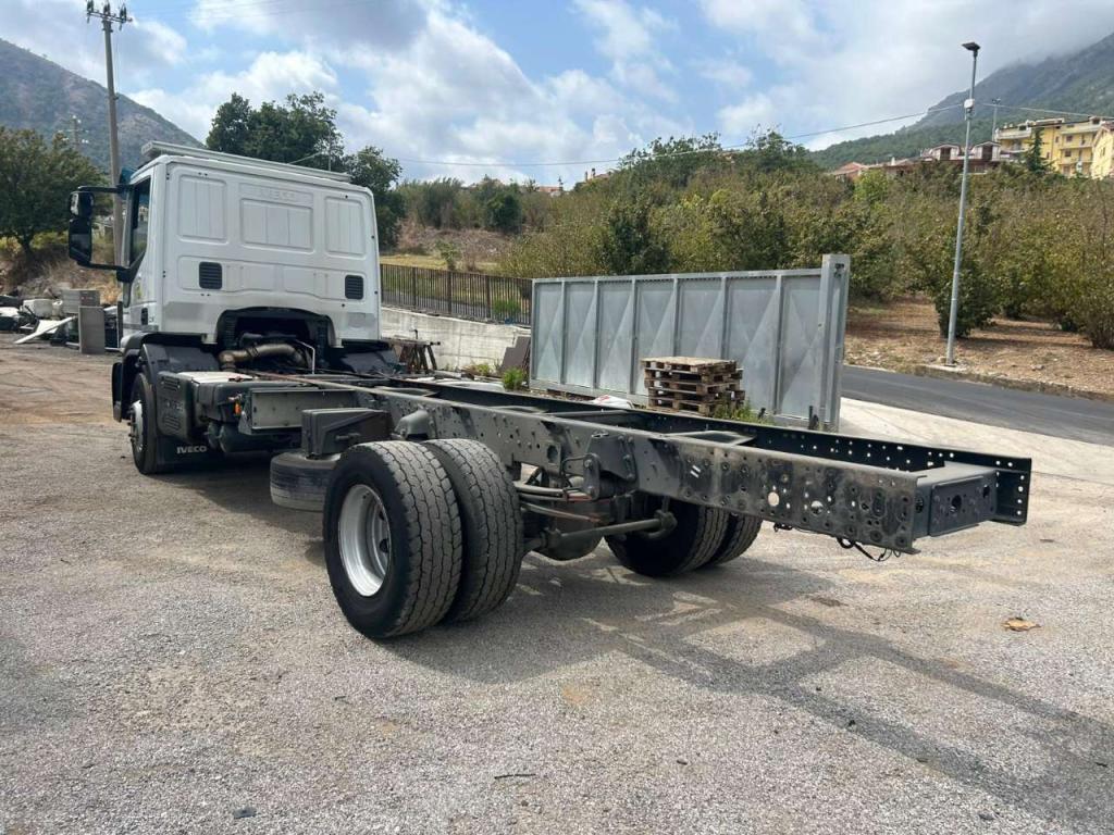 Iveco EUROCARGO 160-250 Photo 9