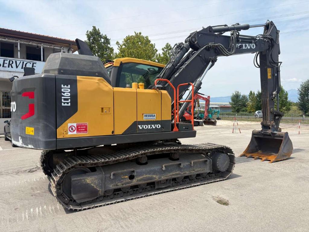 Volvo EC 160E Photo 2