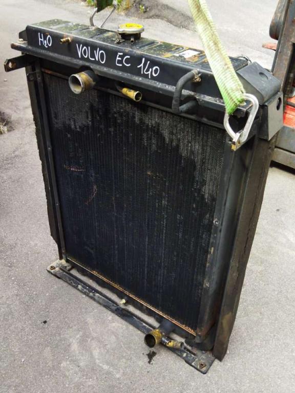 Radiateur eau pour Volvo EC 140 Photo 1