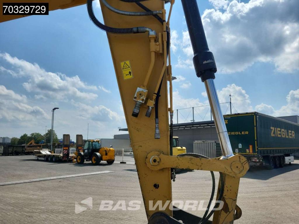Caterpillar 318 E Photo 11